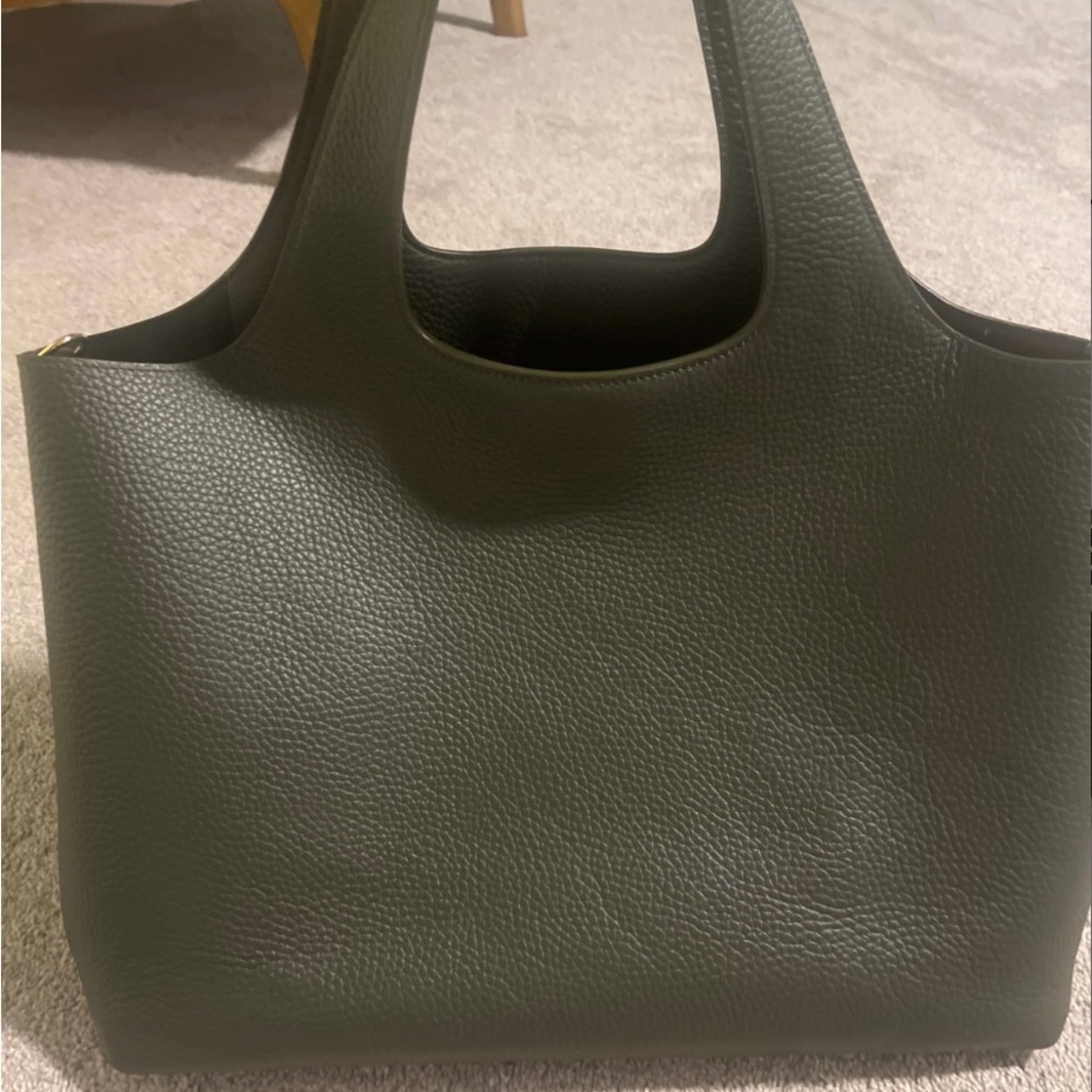 Cuyana Dark Olive System Tote 16 Inch